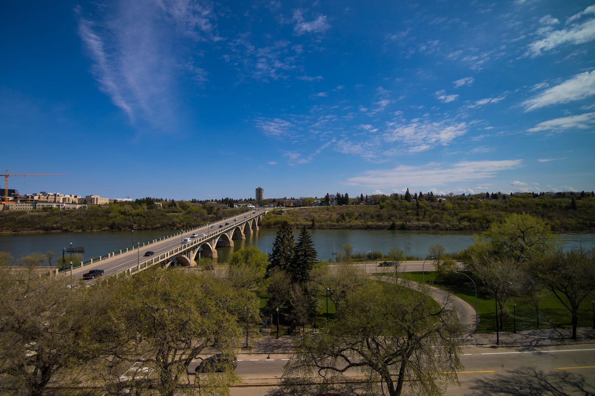 Park Town Hotel Saskatoon Esterno foto